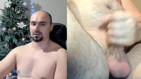 Snapshot of ziesh chatting on December 2025 11:22:02 PM Ziesh online show from December 2025 11:22:02 PM