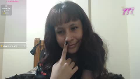 Snapshot of ziggyblunt chatting on June 2026 11:18:02 PM ziggyblunt online show from June 2026 11:18:02 PM