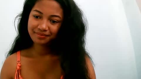 Snapshot of zina479102 chatting on May 2026 05:24:01 AM elly online show from May 2026 05:24:01 AM