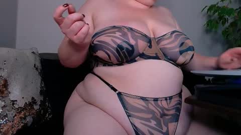 zinacorleone online show from October 2025 07:55:01 PM