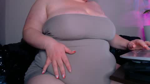 zinacorleone online show from April 2026 08:22:02 PM