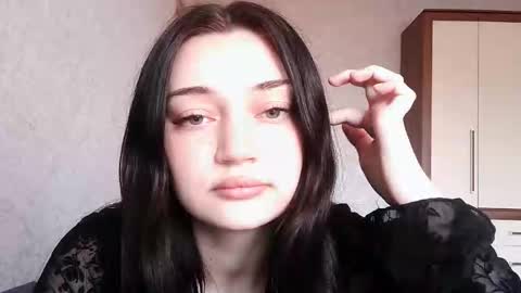 Snapshot of zinarett chatting on April 2026 12:13:01 PM zinarett online show from April 2026 12:13:01 PM