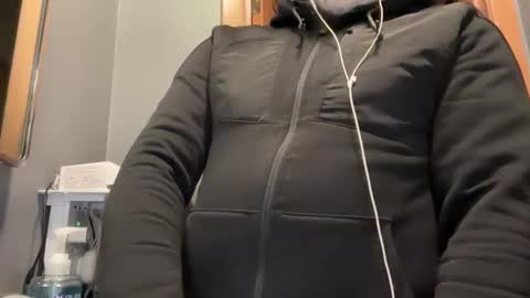 Snapshot of zinger283069 chatting on November 2025 07:14:01 PM zinger283069 online show from November 2025 07:14:01 PM