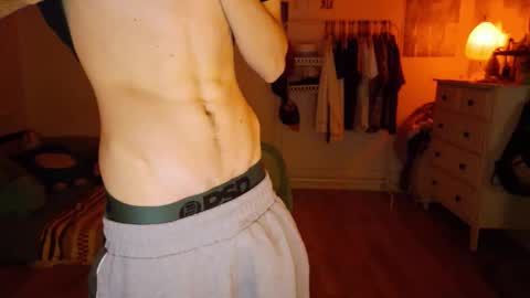 Snapshot of zipdown_ chatting on March 2026 05:44:01 AM zipdown online show from March 2026 05:44:01 AM