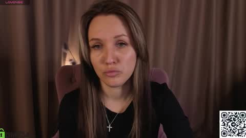 Zlata  Mon Tue Thu Fri Sun Sa GMT 3 0000pm - 0600pm  online show from May 2026 08:42:01 AM