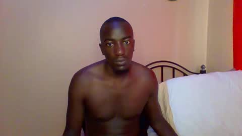 Zlatann2012 online show from March 2025 01:10:02 PM