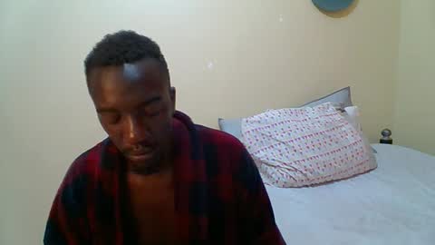 Snapshot of zlatann2012 chatting on February 2026 06:01:02 PM Zlatann2012 online show from February 2026 06:01:02 PM