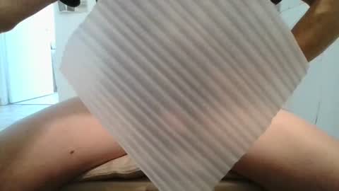 Snapshot of zobilov chatting on December 2024 04:20:01 AM zobilov online show from December 2024 04:20:01 AM