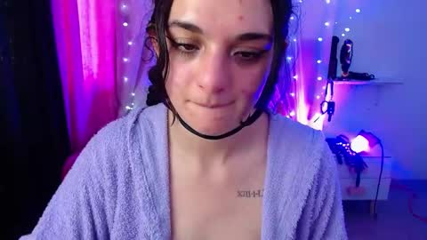 zoe_0111 online show from January 2025 07:38:01 PM