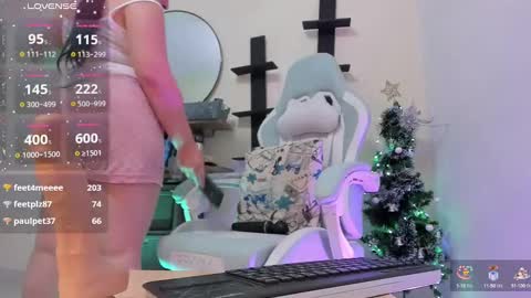 Snapshot of zoe_37 chatting on December 2024 02:36:02 AM zoe_37 online show from December 2024 02:36:02 AM