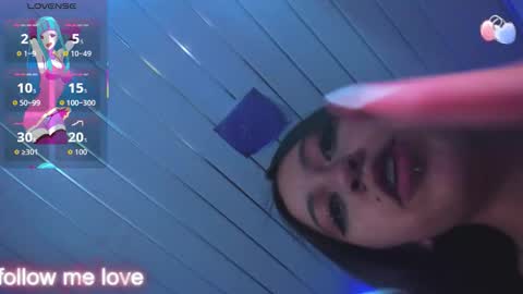 Z O E online show from October 2025 08:53:02 PM