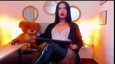 zoe_hecate online show from September 2025 12:04:01 AM