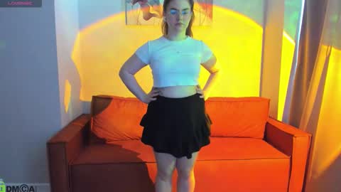 Zoe online show from March 2026 01:44:01 AM