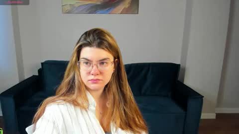 Zoe online show from March 2026 01:32:02 AM