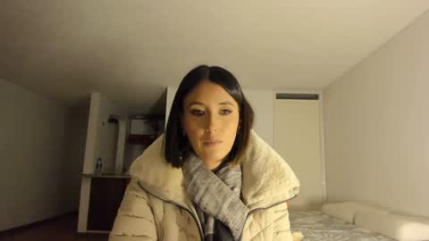 Snapshot of zoe_jeane_beker chatting on December 2024 02:52:01 AM ZOE online show from December 2024 02:52:01 AM