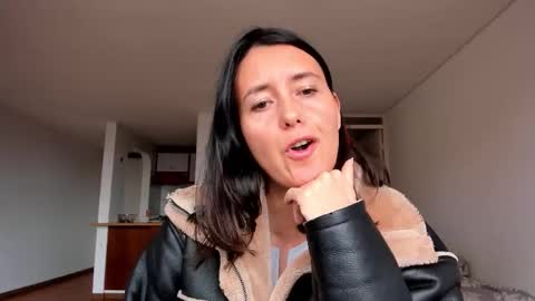 Snapshot of zoe_jeane_beker chatting on September 2025 07:48:01 PM ZOE online show from September 2025 07:48:01 PM