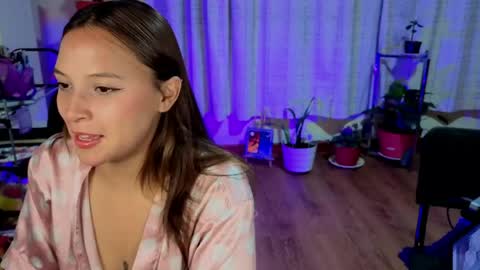 ZOE online show from April 2026 04:04:02 AM