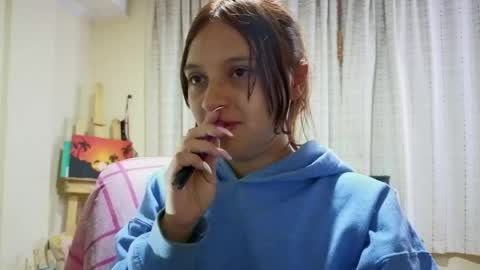 ZOE online show from May 2026 02:20:02 AM