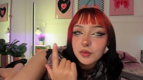 Zoe Lynch online show from March 2026 11:27:02 AM