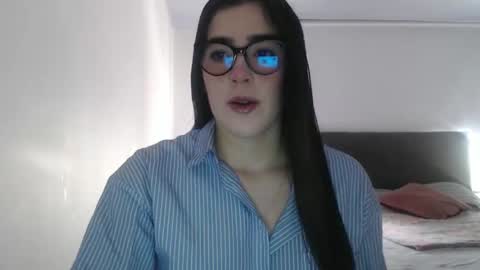 Zoe online show from February 2026 04:18:01 PM