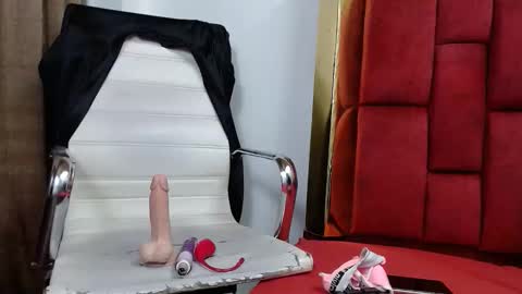 zoe_miller69 online show from November 2025 04:05:01 AM