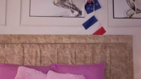 zoe_moon__ online show from July 2026 11:16:02 AM