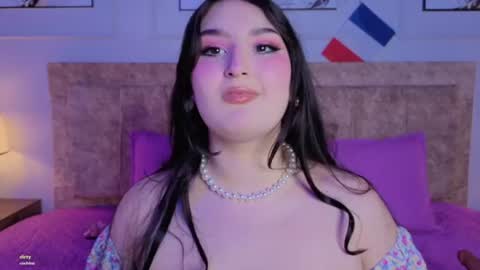 zoe_moon__ online show from July 2026 02:35:01 PM