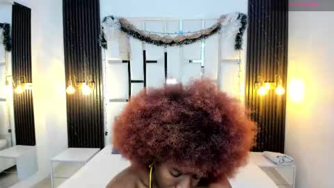 Snapshot of zoe_novakk chatting on December 2025 02:11:01 PM Zoe Novakk online show from December 2025 02:11:01 PM