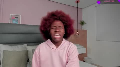 Zoe Novakk  online show from February 2026 02:38:01 PM