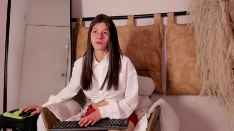 Snapshot of zoe_olsen__ chatting on December 2024 02:56:01 PM Zoe Olsen online show from December 2024 02:56:01 PM