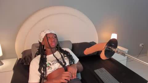 zoe_pinkett online show from March 2026 04:18:02 AM