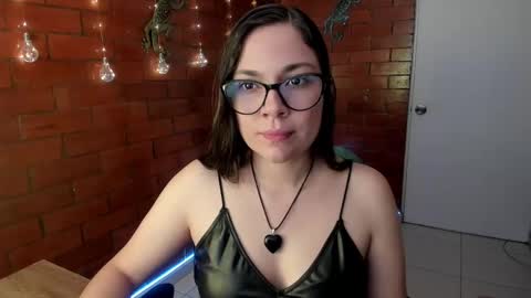 Snapshot of zoe_ringer chatting on February 2025 03:52:01 PM Zoe online show from February 2025 03:52:01 PM
