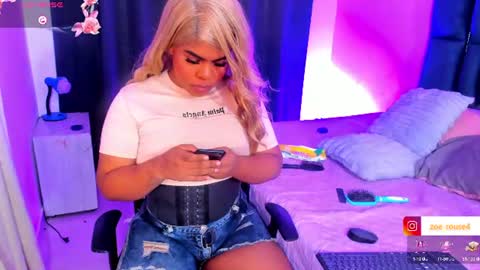 zoe_rosee4 online show from June 2026 07:50:02 AM