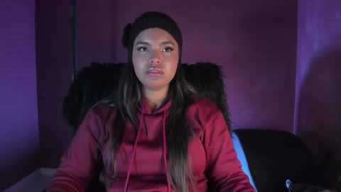 Zoe online show from December 2025 03:01:02 AM