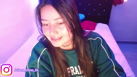 Snapshot of zoe_sexy69 chatting on January 2025 08:37:02 PM ZOE online show from January 2025 08:37:02 PM