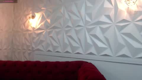 Snapshot of zoe_silver1 chatting on November 2025 03:56:02 PM Zoe online show from November 2025 03:56:02 PM