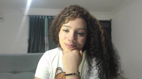 zoe tai online show from February 2026 01:10:02 AM