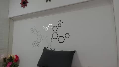 Carolina online show from September 2025 09:48:02 PM