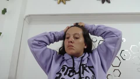 Carolina online show from February 2026 10:19:01 PM