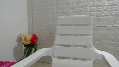 Carolina online show from February 2026 08:45:01 PM