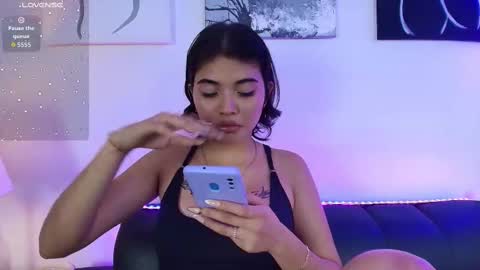 Zoe online show from September 2025 04:38:02 AM