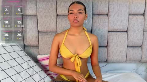 zoeameliie online show from September 2025 08:20:02 PM