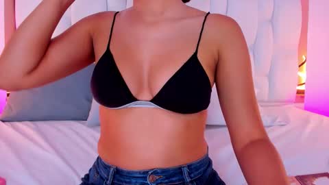 Zoe And Ethan online show from October 2025 06:38:02 PM