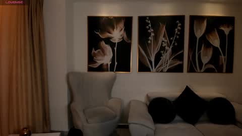 Zoe Armstrong online show from September 2025 03:07:02 AM