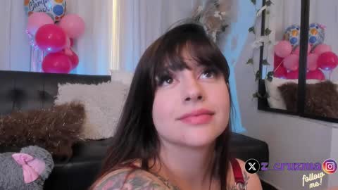 Snapshot of zoee_cruz chatting on March 2025 06:23:02 PM Camila online show from March 2025 06:23:02 PM