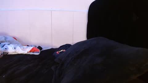 zoee jhonnyy online show from December 2024 04:38:02 PM