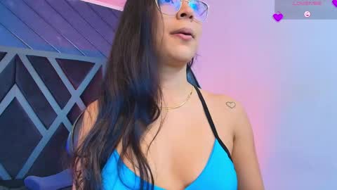 Zoe 3 online show from April 2026 05:26:01 PM