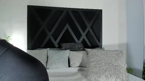 Zoe 3 online show from June 2026 05:34:01 PM