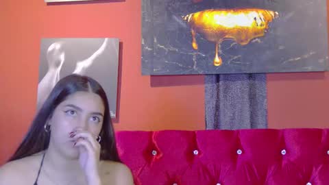 Snapshot of zoee_moretti chatting on September 2025 01:24:02 PM Zoe online show from September 2025 01:24:02 PM