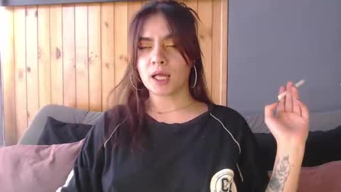 Snapshot of zoee_t chatting on October 2025 06:17:01 PM Zoee online show from October 2025 06:17:01 PM